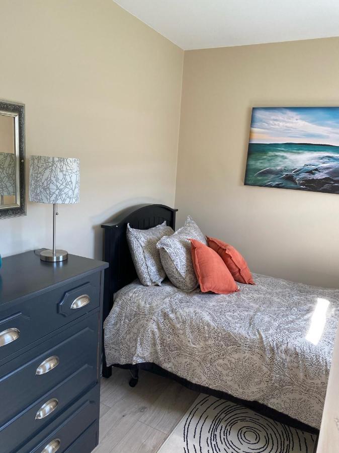 Rocky Harbour Oceanfront Villa Exterior photo